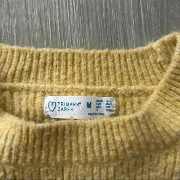 Women’s Primark Yellow Crew Neck Sweater Size Medium - Picture 2 of 3